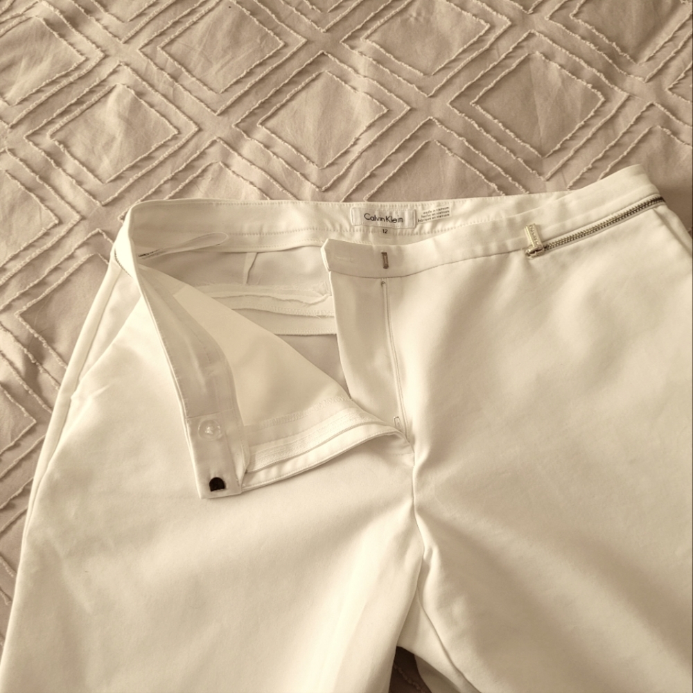Calvin klein ladies white slacks 12